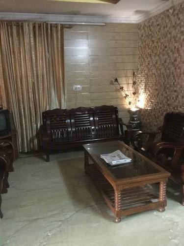 Hotel Grant Deluxe Meerut Exteriör bild